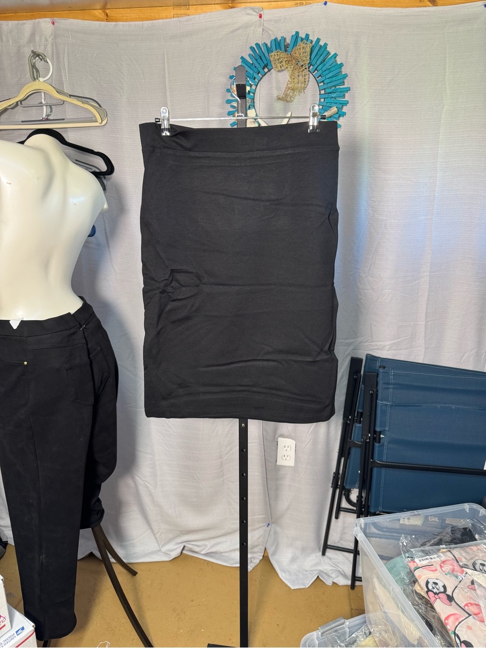 NWOT Zenana plus size Black Women's Pencil Skirt
